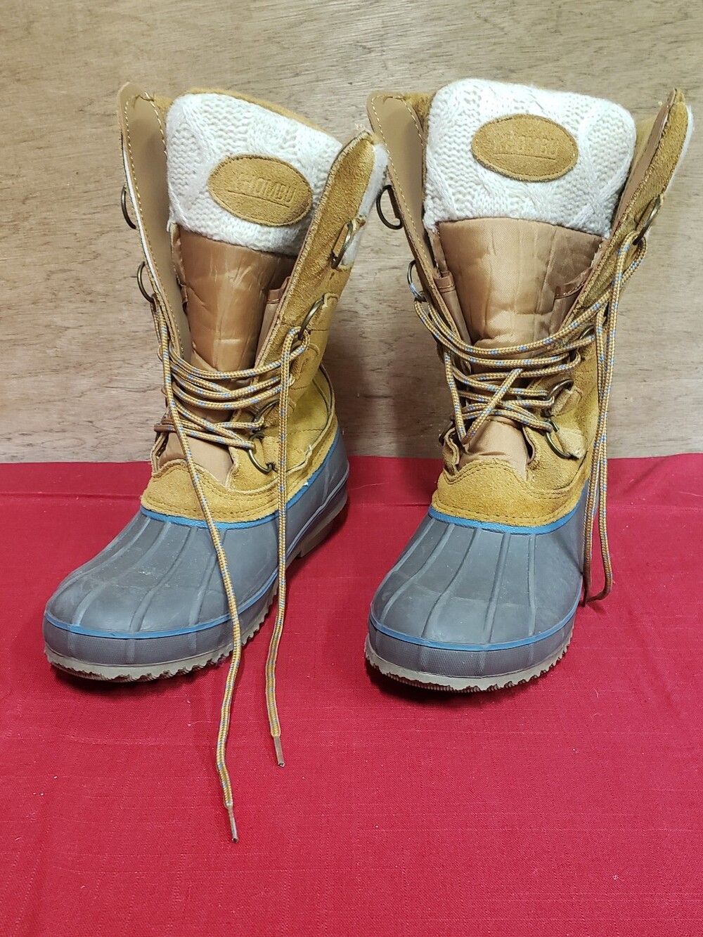 Ladies Khombu Cozy Tall Lace Up Pac Boots 10 NEW